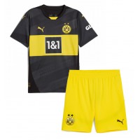 Fotballdrakt Barn Borussia Dortmund Felix Nmecha #8 Bortedraktsett 2024-25 Kortermet (+ Korte bukser)